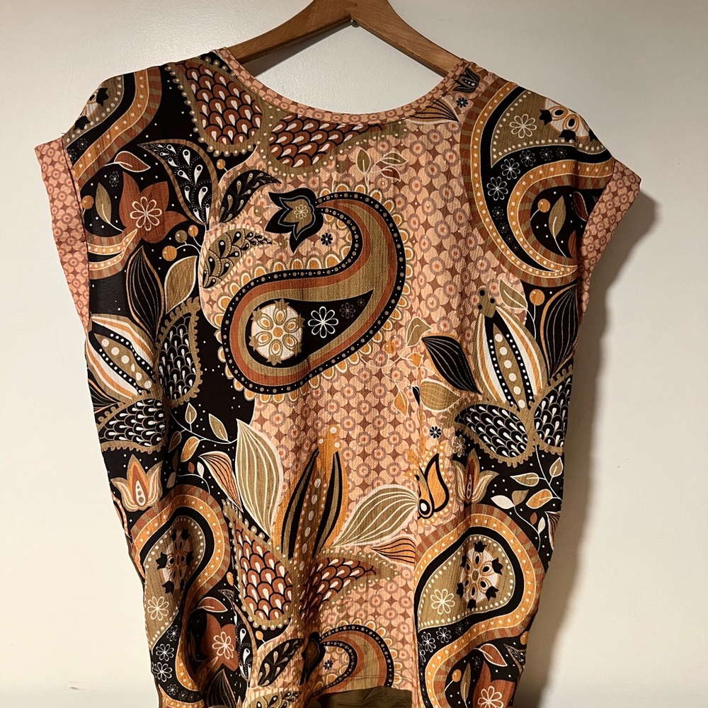 Zara Paisley Patterned fall Top